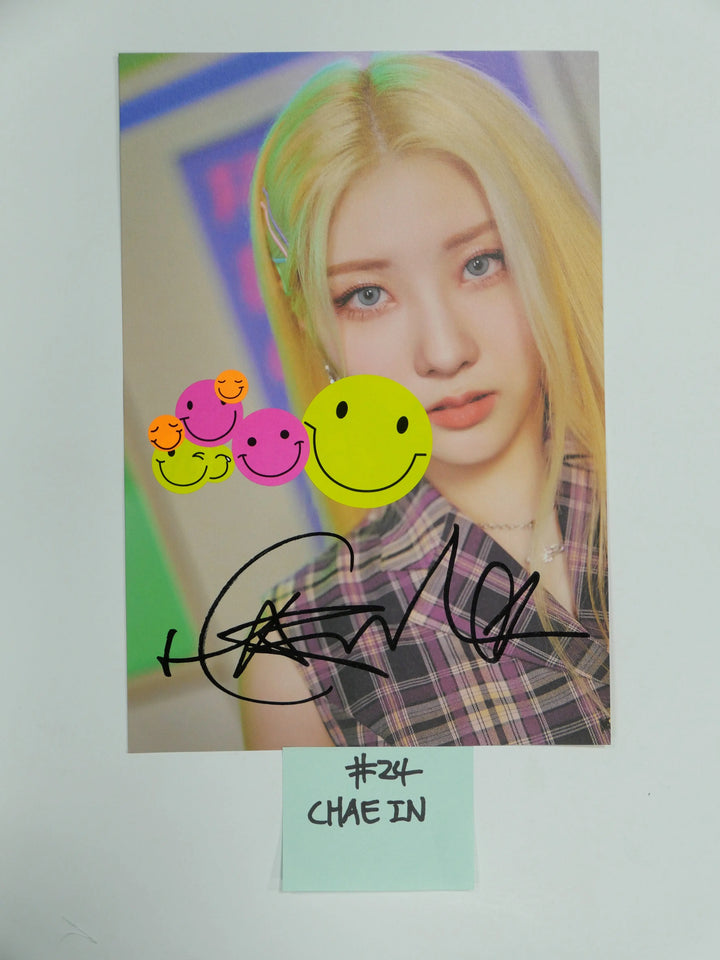 Purple Kiss 'HIDE & SEEK', 'INTO VIOLET' - A Cut Page From Fansign Event Albums - HALLYUSUPERSTORE