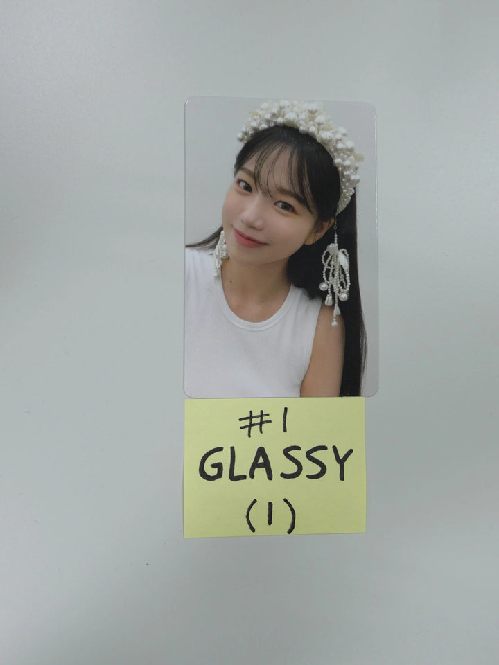 JO YURI (Of IZONE) 'GLASSY' 1st single - Official Photocard - HALLYUSUPERSTORE