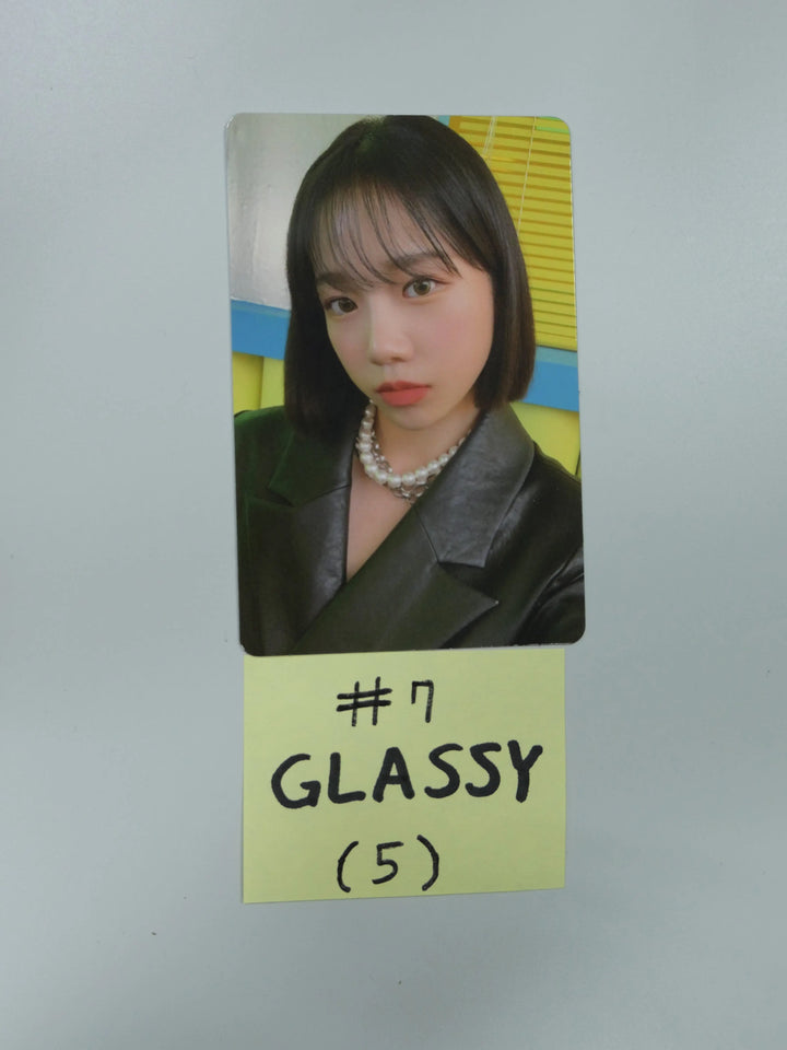 JO YURI (Of IZONE) 'GLASSY' 1st single - Official Photocard - HALLYUSUPERSTORE