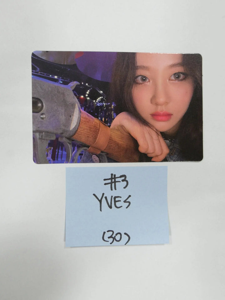 Loona 'Not Friends Special Edition' - Official Photocard. - HALLYUSUPERSTORE