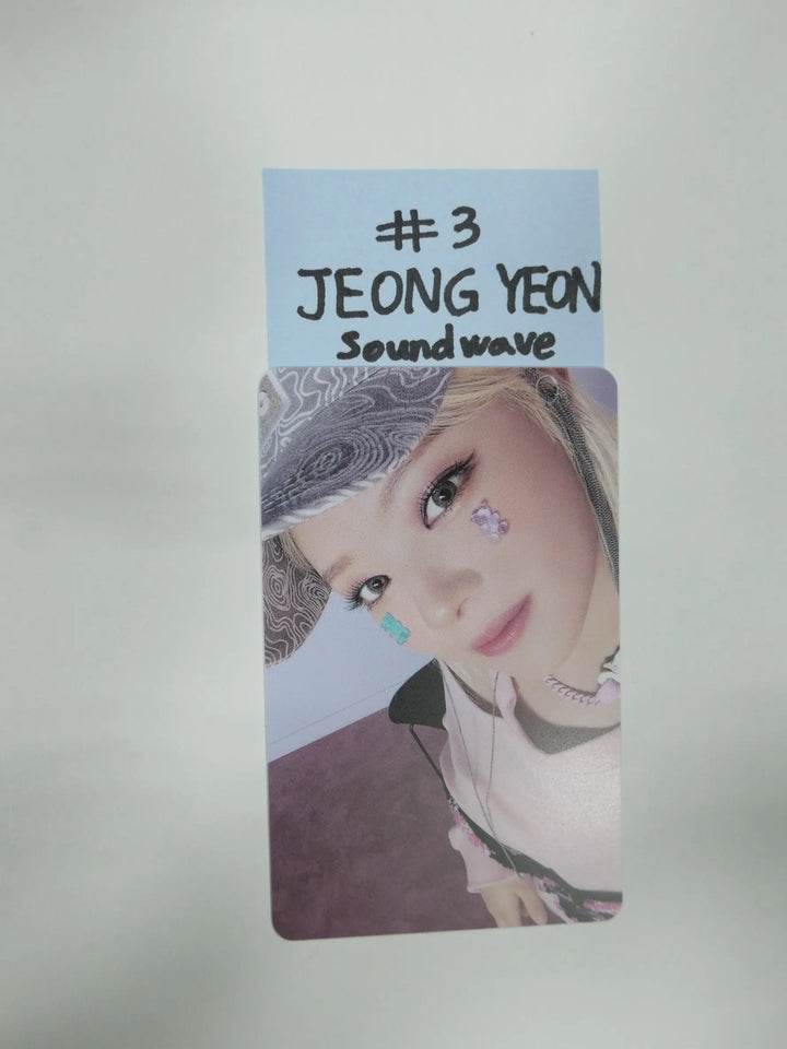 TWICE 'Formula of Love: O+T=<3' - Soundwave Luckydraw PVC Photocard - HALLYUSUPERSTORE