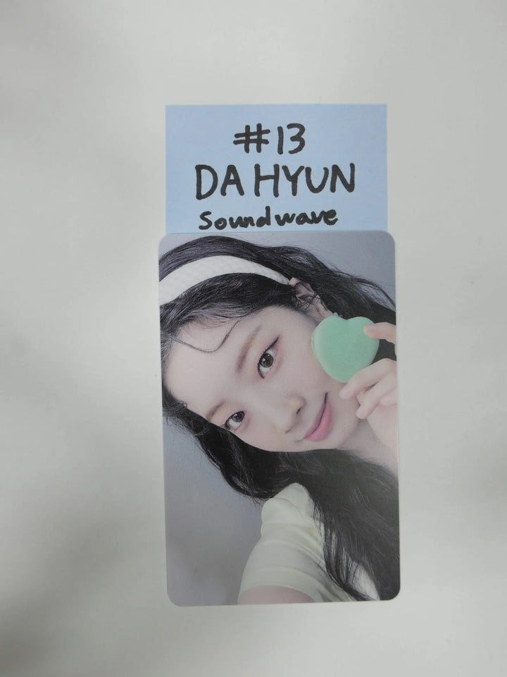 TWICE 'Formula of Love: O+T=<3' - Soundwave Luckydraw PVC Photocard - HALLYUSUPERSTORE