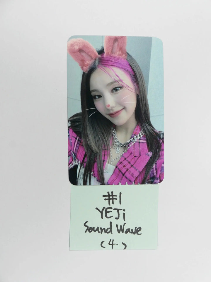 ITZY 'CRAZY IN LOVE' - Soundwave Fansign Event Photocard Round 2 - HALLYUSUPERSTORE