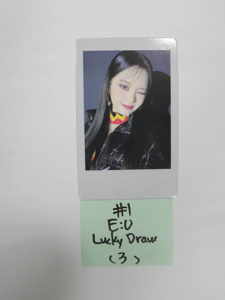 Everglow 'Return of The Girl' - Apple Music Luckydraw Photocard - HALLYUSUPERSTORE