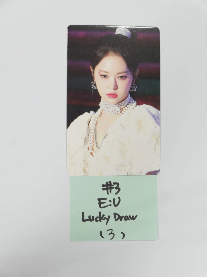 Everglow 'Return of The Girl' - Apple Music Luckydraw Photocard - HALLYUSUPERSTORE