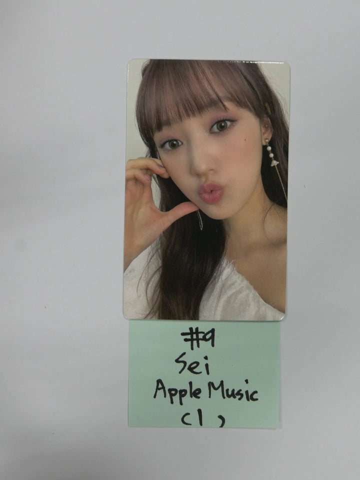 Weki Meki ‘I AM ME.’- Apple Music Fan Sign Event Photocard - HALLYUSUPERSTORE
