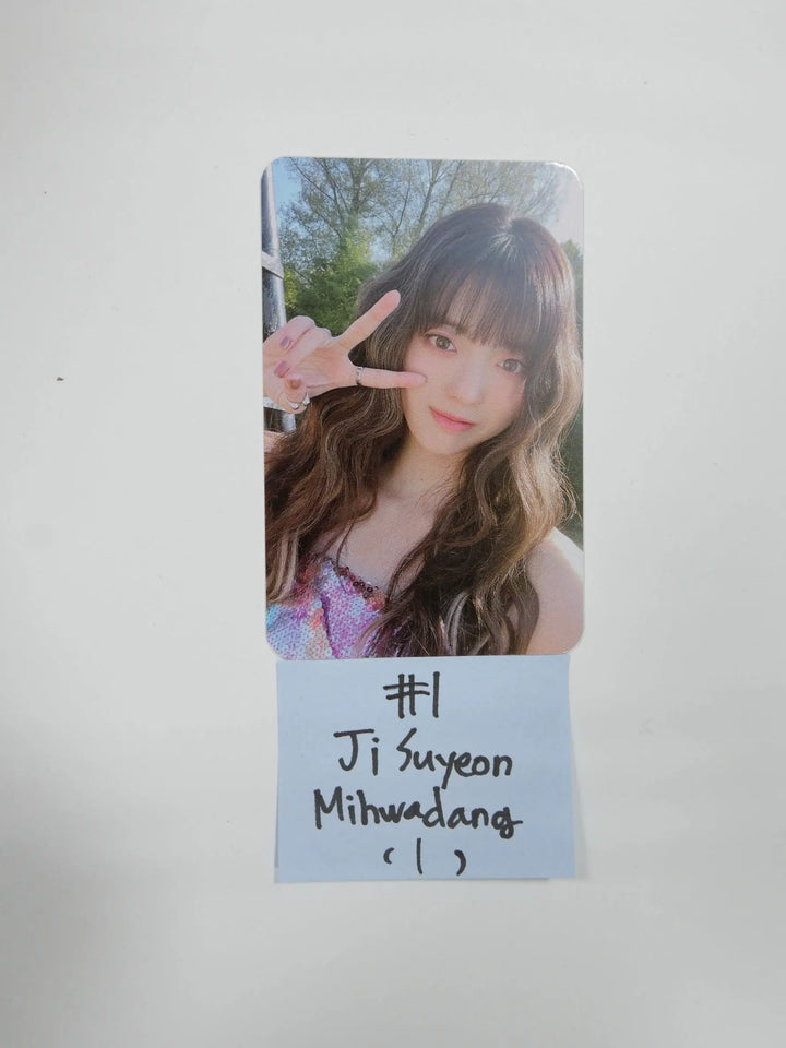 Weki Meki ‘I AM ME.’- Mihawdang Fan Sign Event Photocard - HALLYUSUPERSTORE