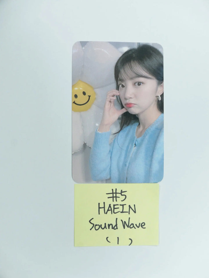 Laboum ‘Blossom’- Soundwave Fansign Event Photocard - HALLYUSUPERSTORE