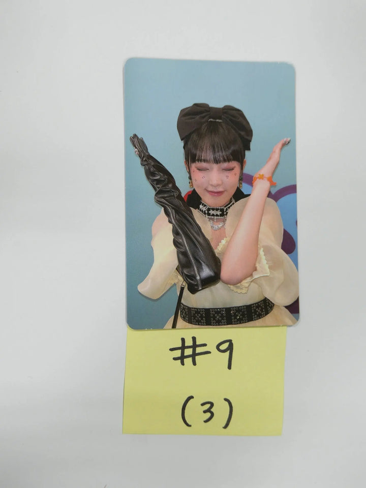 YENA "ˣ‿ˣ (SMiLEY)" - Official Photocard - HALLYUSUPERSTORE