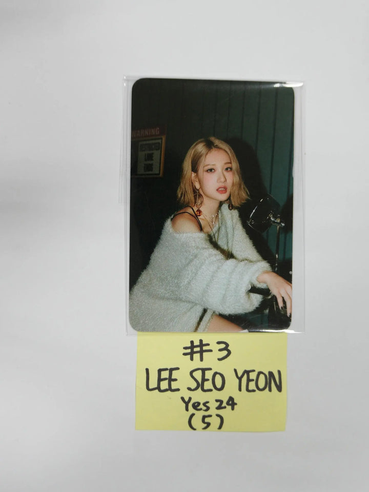 Fromis_9 "Midnight Guest" - Yes24 Pre-Order Benefit Photocard - HALLYUSUPERSTORE