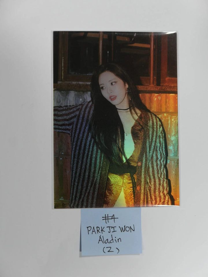 Fromis_9 "Midnight Guest" - Aladin Pre-Order Benefit Hologram Postcard - HALLYUSUPERSTORE