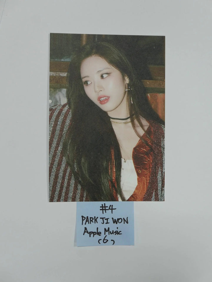 Fromis_9 "Midnight Guest" - Apple Music Pre-Order Benefit Photo - HALLYUSUPERSTORE