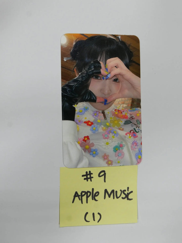 YENA "ˣ‿ˣ (SMiLEY)" - Apple Music Pre-Order Benefit Phtocard - HALLYUSUPERSTORE