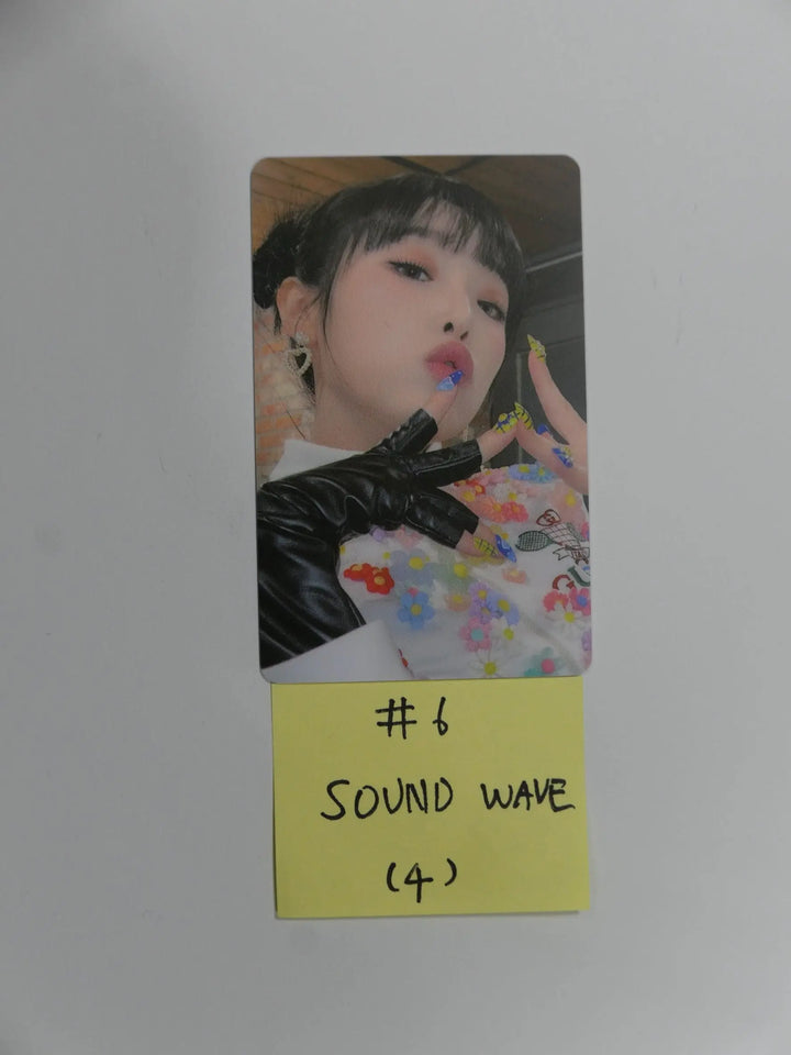 YENA "ˣ‿ˣ (SMiLEY)" - Soundwave Luckydraw Plastic PVC Photocard - HALLYUSUPERSTORE