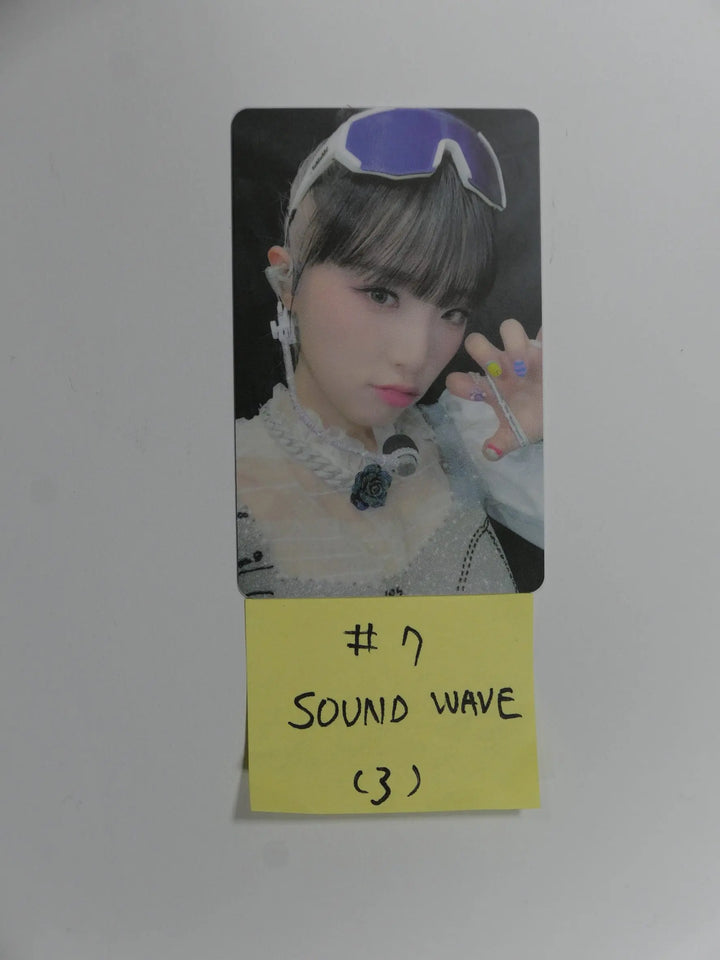 YENA "ˣ‿ˣ (SMiLEY)" - Soundwave Luckydraw Plastic PVC Photocard - HALLYUSUPERSTORE