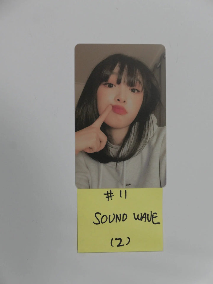 YENA "ˣ‿ˣ (SMiLEY)" - Soundwave Luckydraw Plastic PVC Photocard - HALLYUSUPERSTORE