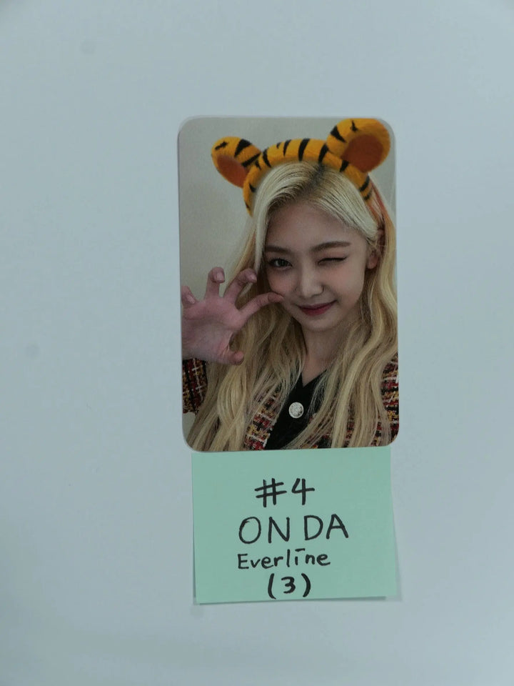 Everglow 'Return of The Girl' - Everline Fansign Event Photocard Round 5 - HALLYUSUPERSTORE