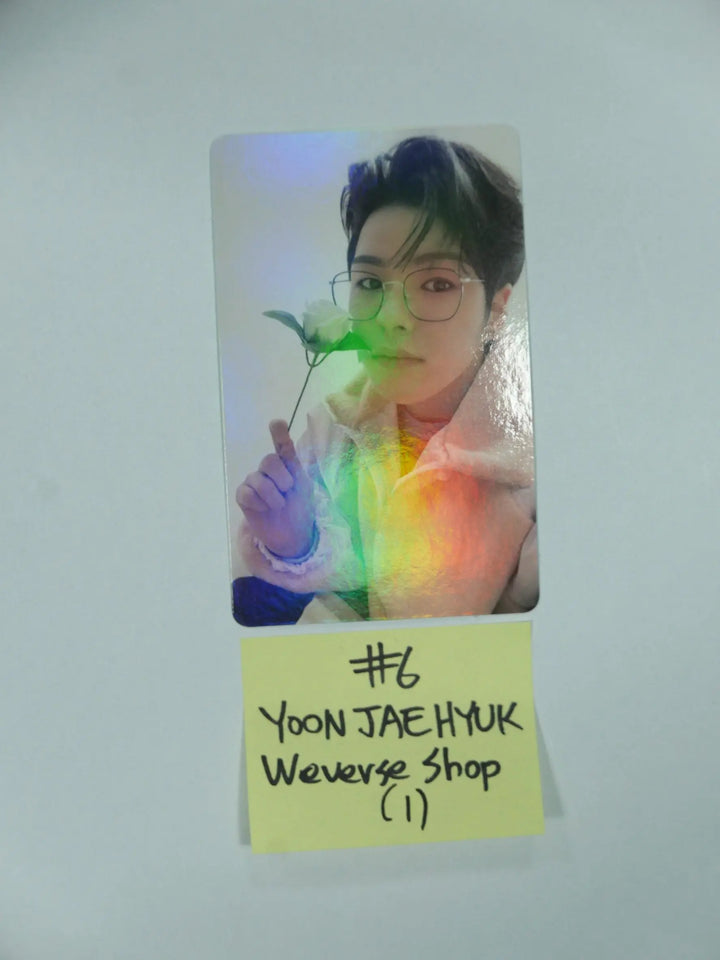 Treasure 'THE SECOND STEP : CHAPTER ONE' - Weverse Shop Pre-Order Benefit Hologram Photocard - HALLYUSUPERSTORE