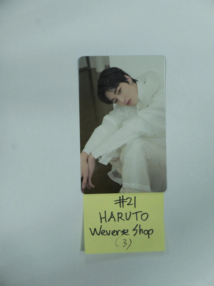 Treasure 'THE SECOND STEP : CHAPTER ONE' - Weverse Shop Pre-Order Benefit Hologram Photocard - HALLYUSUPERSTORE