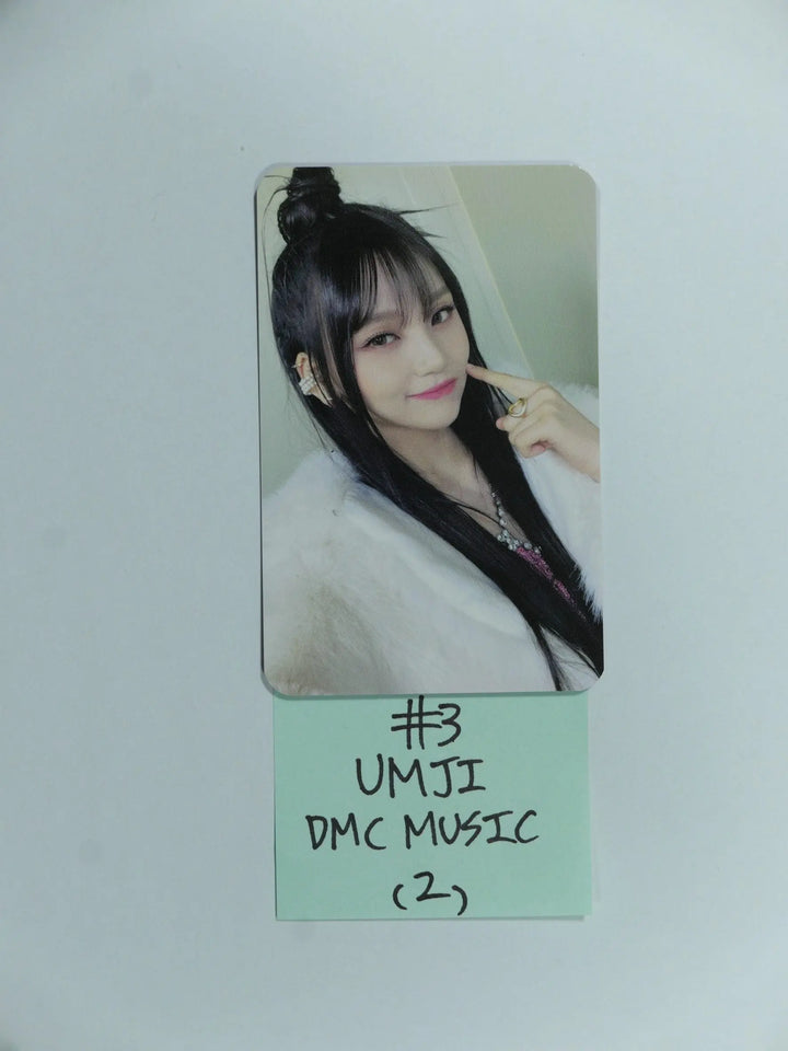 VIVIZ 'Beam Of Prism' 1st Mini Album - DMC Fansign Event Photocard - HALLYUSUPERSTORE