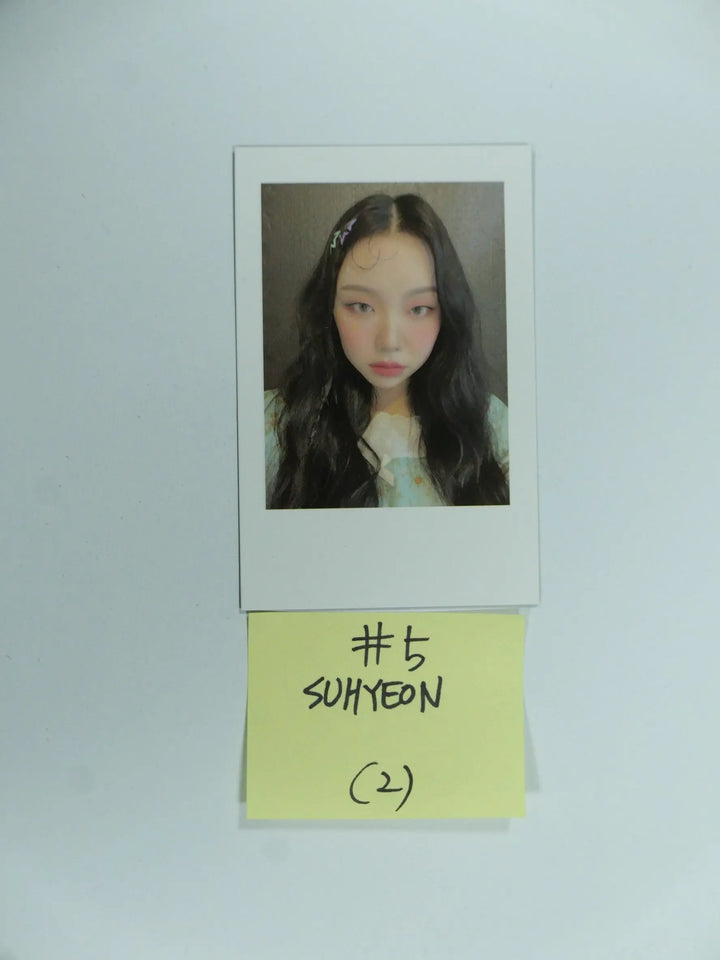 Billlie 'the collective soul and unconscious: chapter one' - Official Polaroid Type Photocard, ID Photo - HALLYUSUPERSTORE