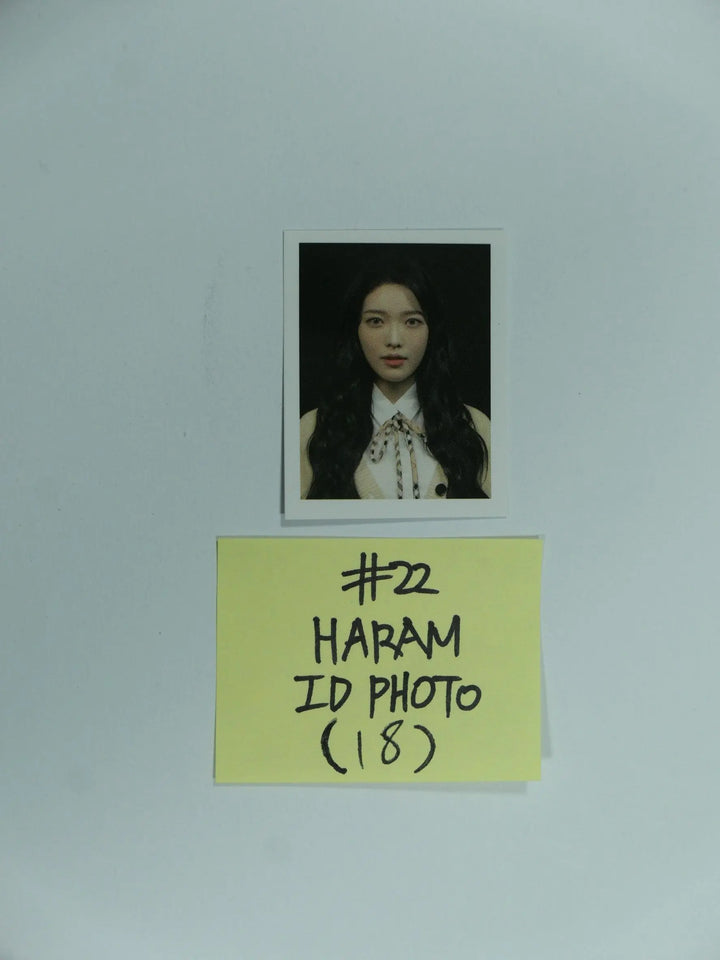 Billlie 'the collective soul and unconscious: chapter one' - Official Polaroid Type Photocard, ID Photo - HALLYUSUPERSTORE