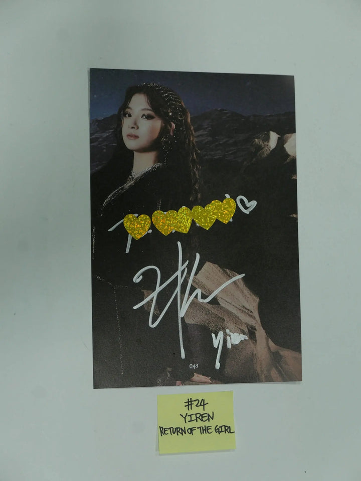 Everglow 'Return of the girl' - A Cut Page From Fansign Event Album Photo - HALLYUSUPERSTORE