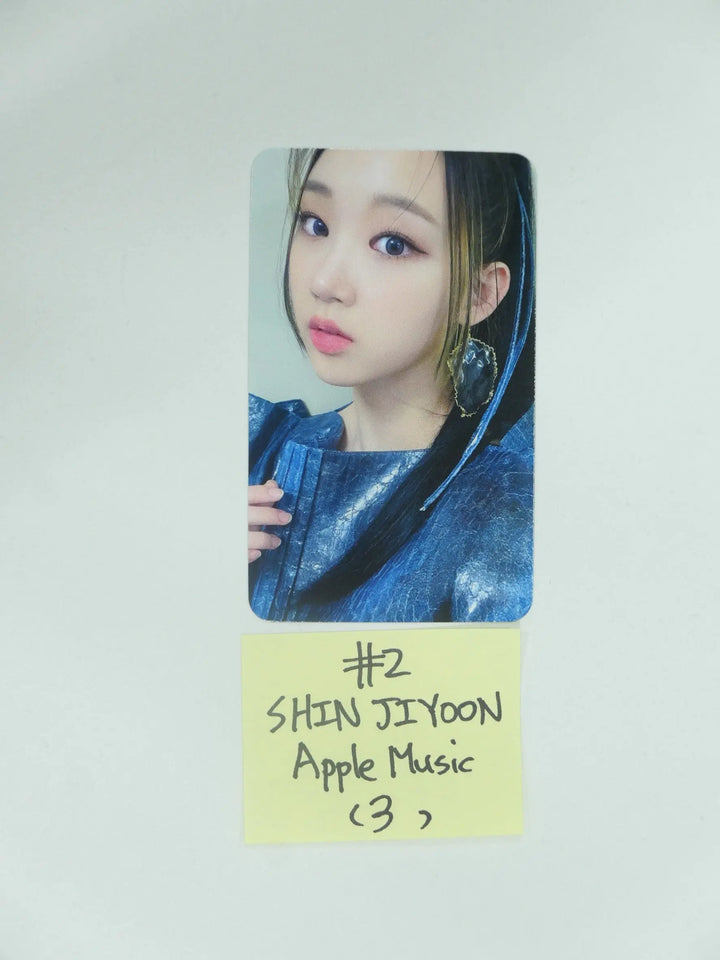 Weeekly "Play Game : AWAKE" - Apple Music Fansign Event Photocard - HALLYUSUPERSTORE