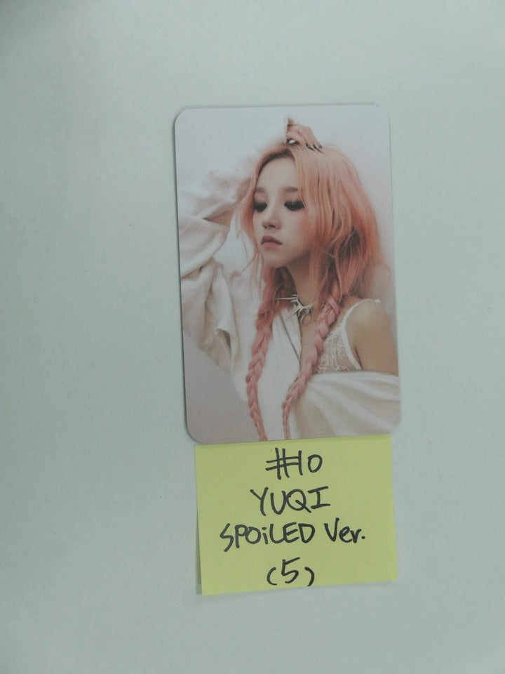 (g) I-DLE "I NEVER DIE" - Official Photocard (Restocked 3/18) - HALLYUSUPERSTORE