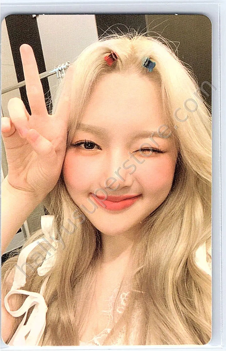 GFRIEND - Yerin - 回: Song of the Sirens album photocard tilted version