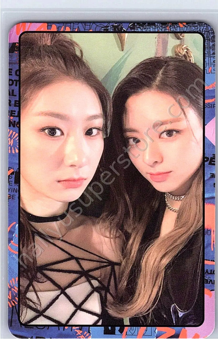 ITZY - Yuna - IT’z ME album photocard