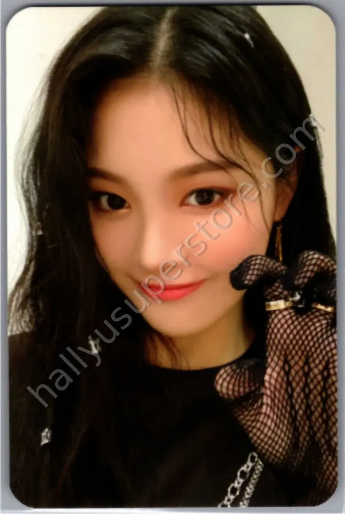 LOONA - HyunJin - [&amp;]