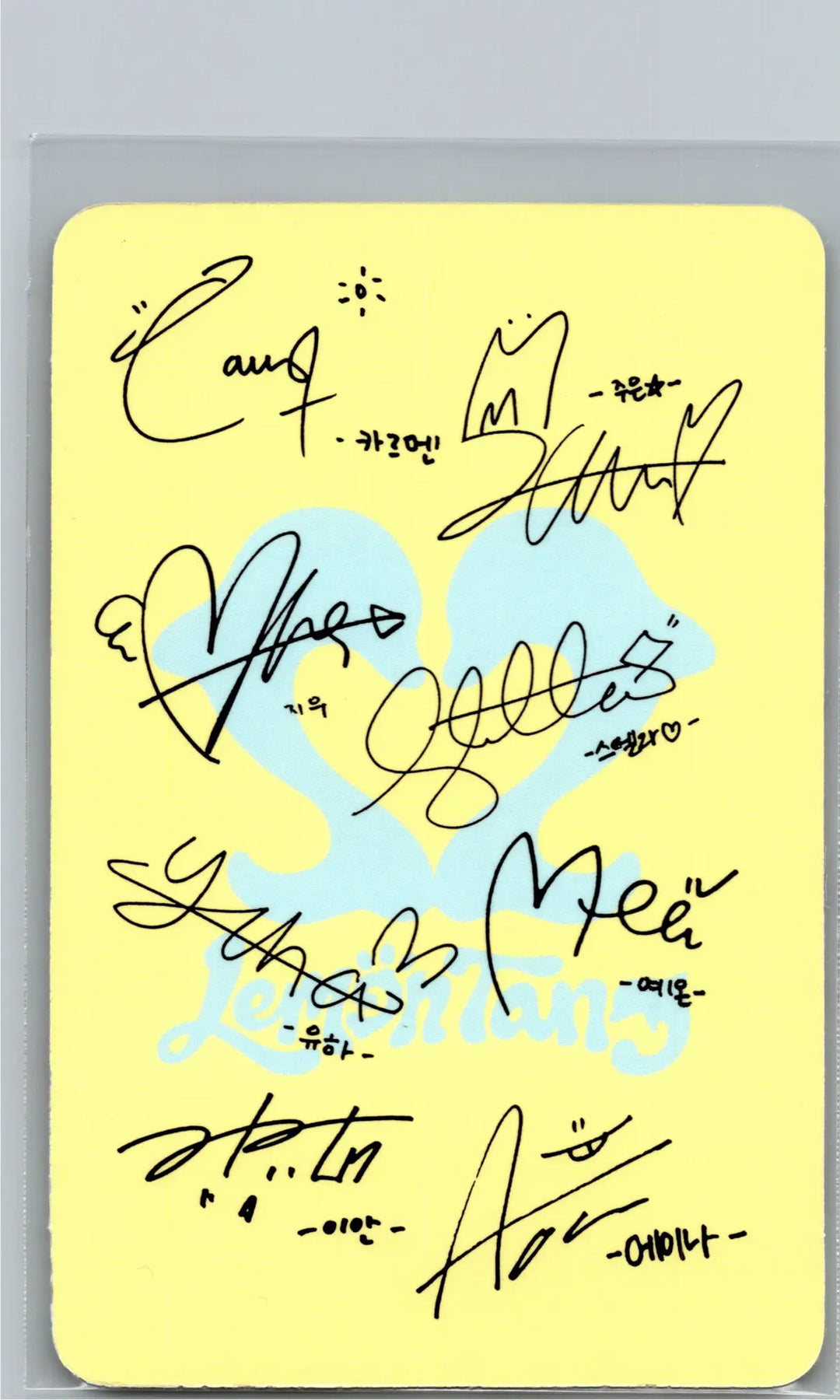 Hearts2Hearts "Lemon Tang" - Official Photocard [26.06.24]