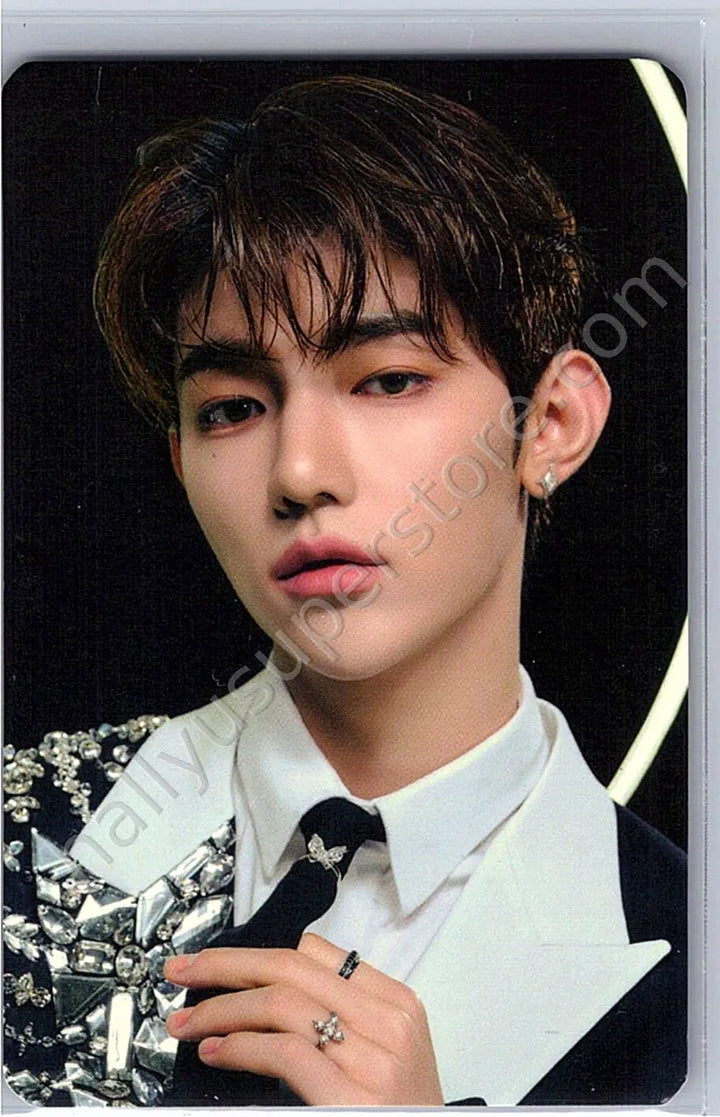 ZEROBASEONE - Hao - 2024 The First Tour [Timeless World] A version trading card