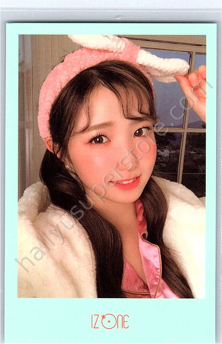 IZ*ONE - Hitomi - SPRING COLLECTION 2020 “SECRET DIARY” calendar version polaroid set