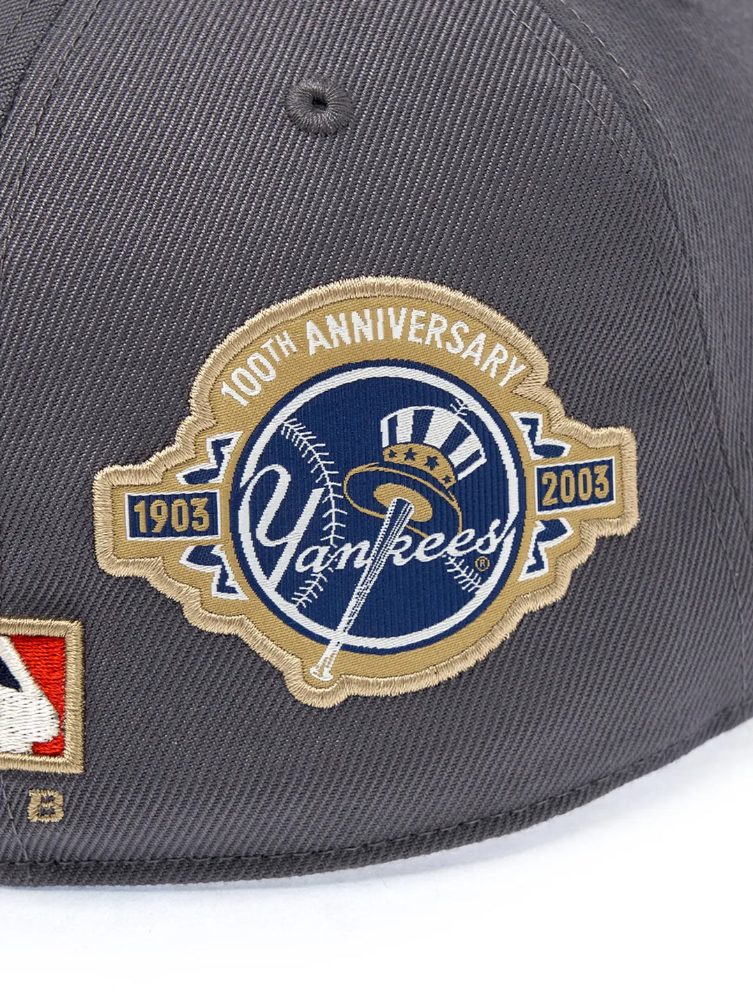 ** [Pre-Order] AESPA - Wearing KARINA MLB Signature Patch Structure Ball Cap LA (Charcoal Grey)