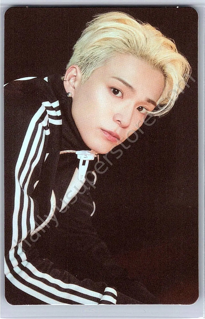 TREASURE - Asahi - 3rd Anniversary Magazine photocard
