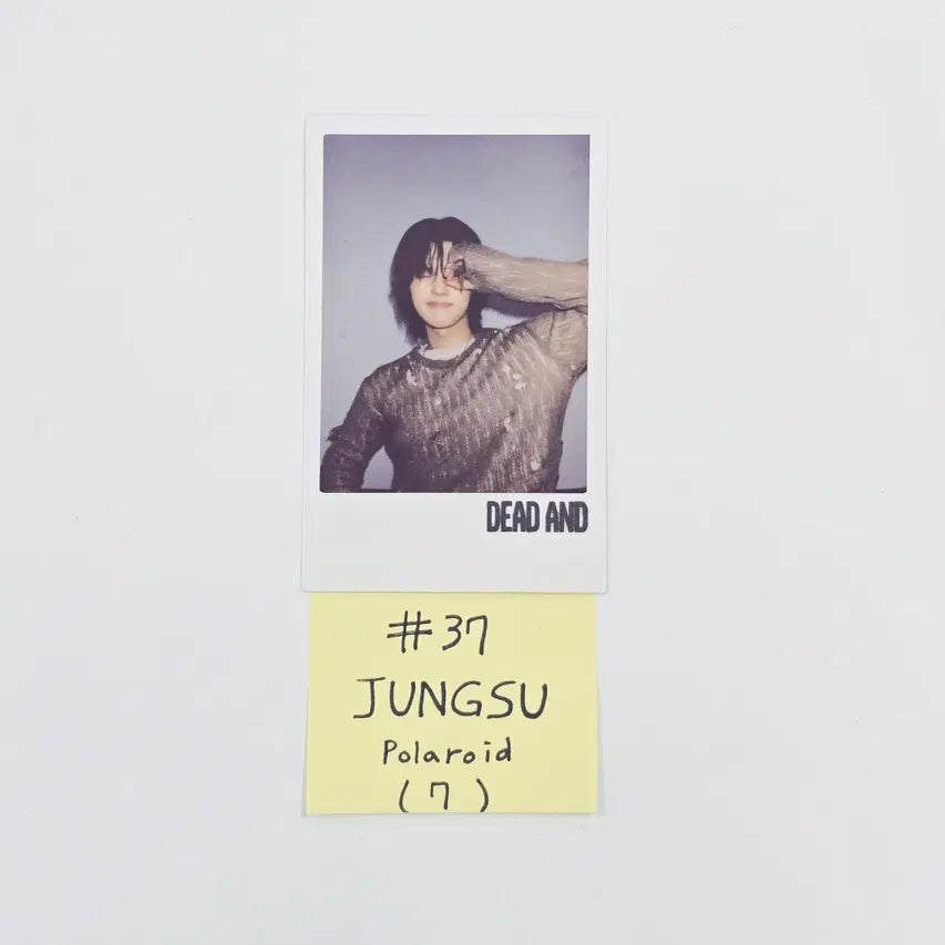 Xdinary Heroes "DEAD AND" - Official Photocard (2) [26.04.20]