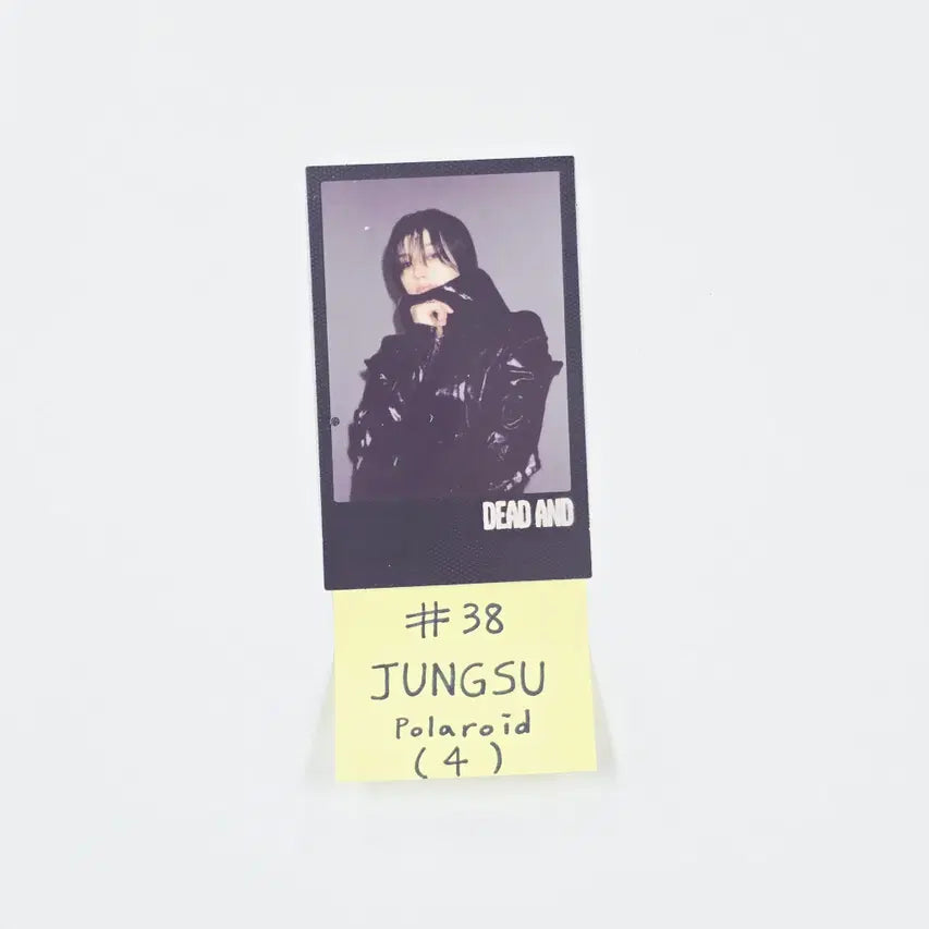 Xdinary Heroes "DEAD AND" - Official Photocard (2) [26.04.20]