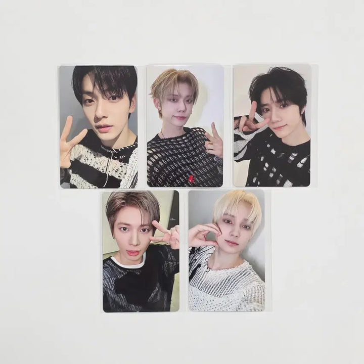 TXT "7TH YEAR: 가시덤불에 잠시 바람이 멈췄을 때" - Kakao Pre-Order Benefit Photocard (THORN Ver.) [26.04.23]
