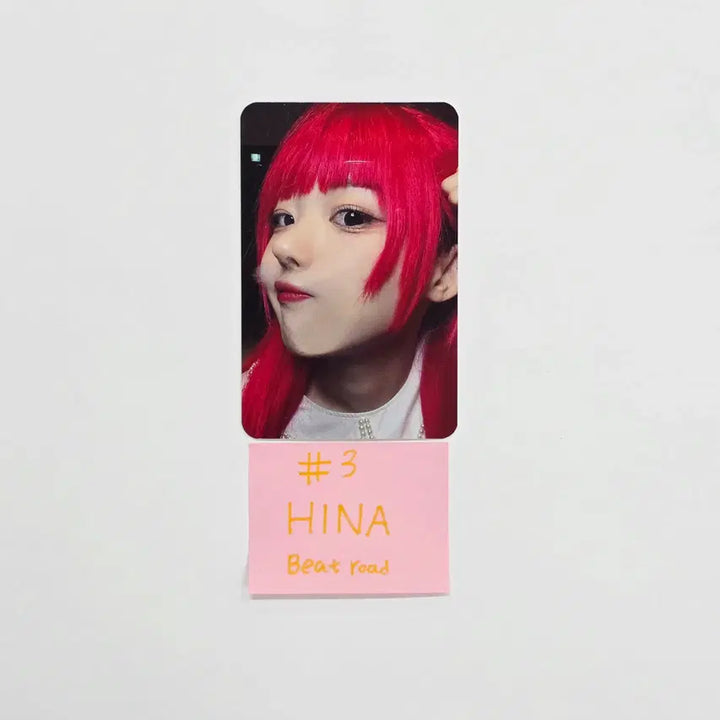 QWER - Beatroad Fansign Event Winner Photocard [26.04.23]