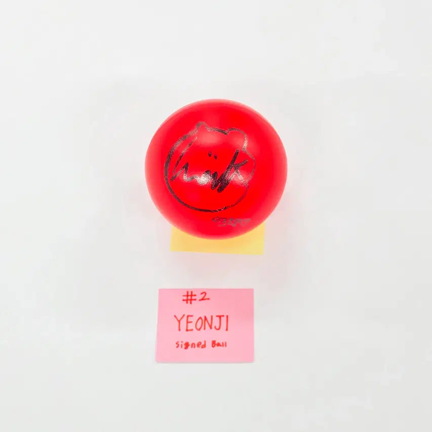 TripleS - Hand Autographed(Signed) Ball [26.04.23]