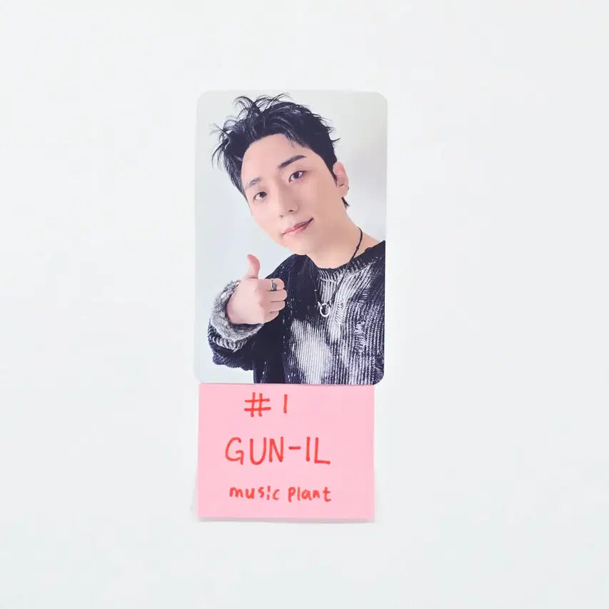 Xdinary Heroes "DEAD AND" - Music Plant Pre-Order Benefit Photocard (Illustration Keyring ver.) [26.04.28]