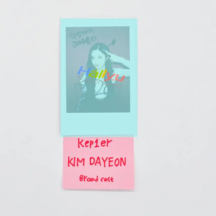 DAYEON (of Kep1er) - Hand Autographed(Signed) Polaroid [26.04.28]