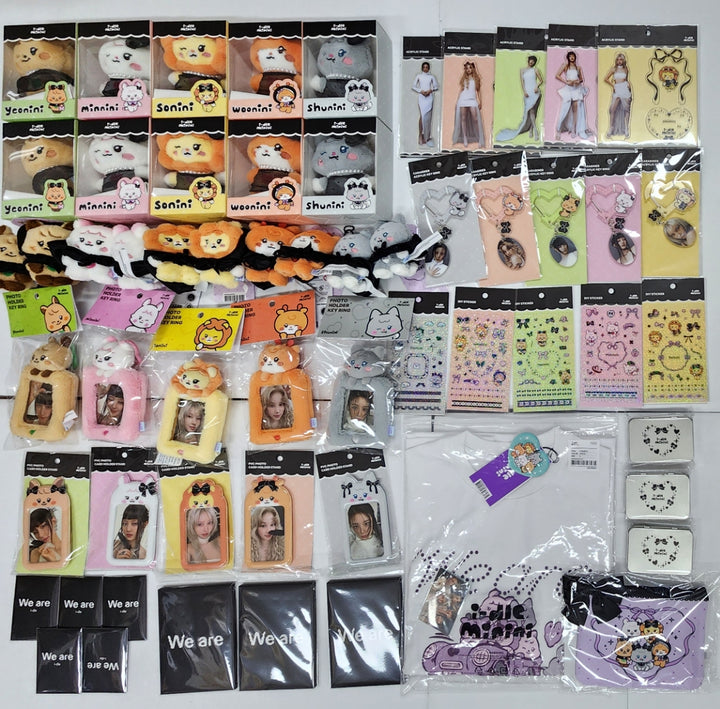 I-DLE "We are" - LINE FRIENDS SQUARE SINSA Pop-Up Official MD (2) [25.5.23]