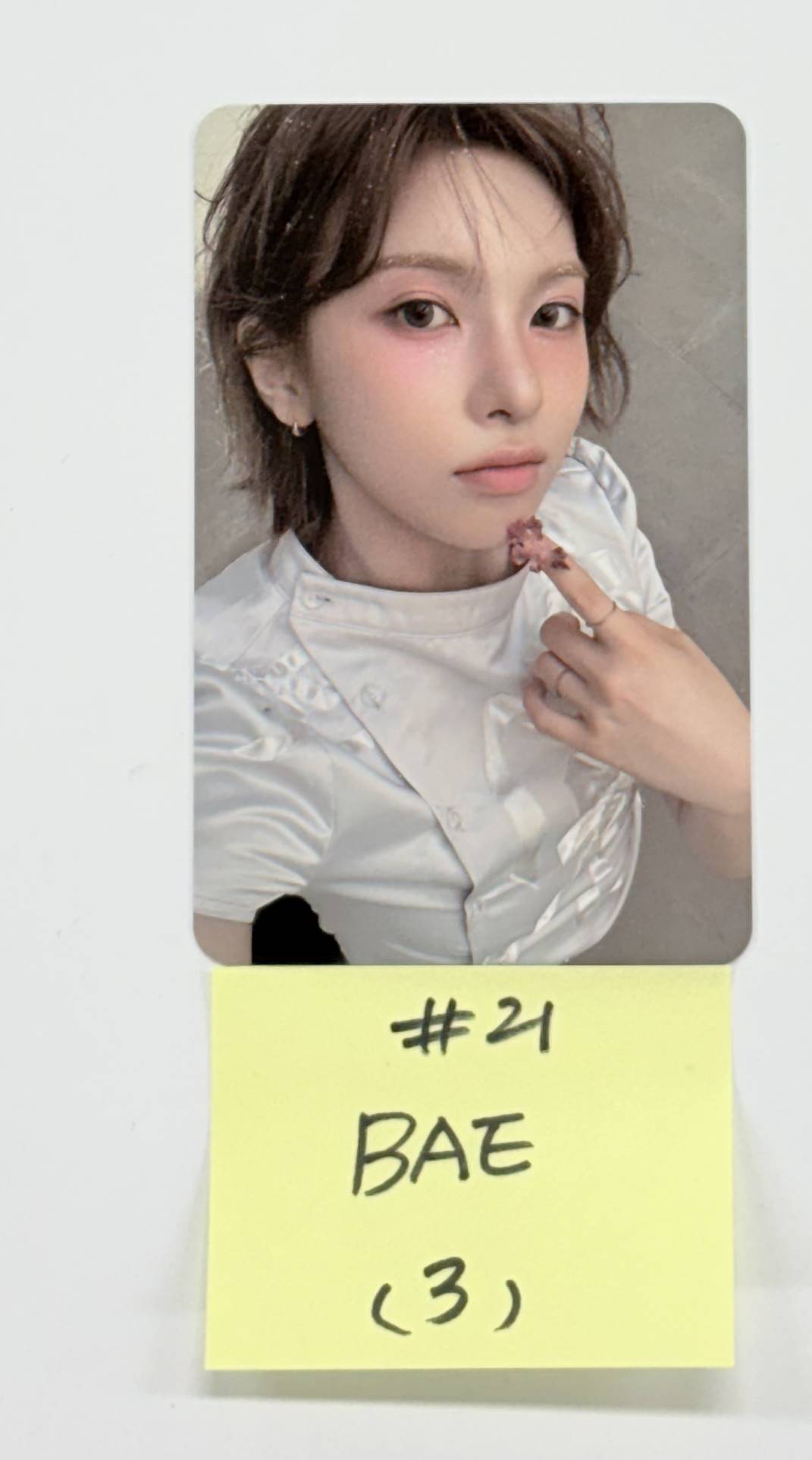 NMIXX "Blue Valentine" - Official Photocard (2) [25.10.15]