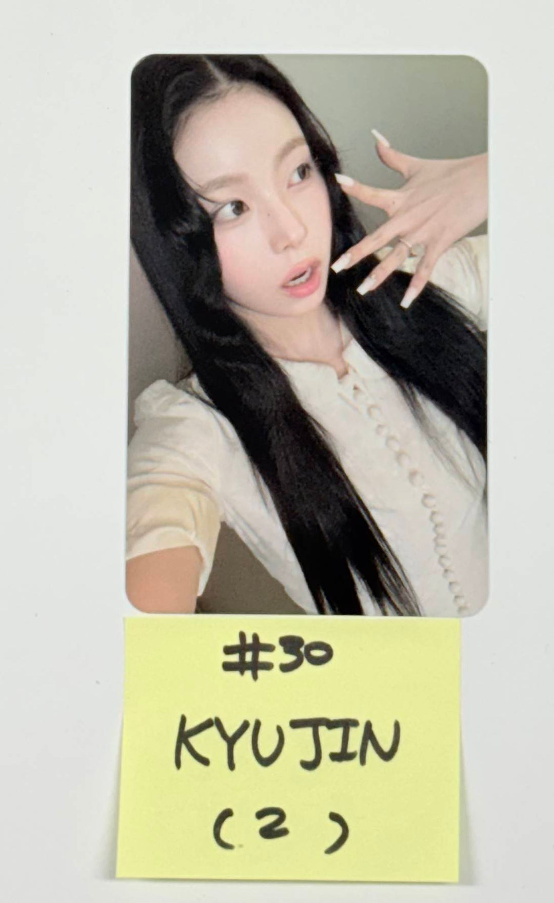NMIXX "Blue Valentine" - Official Photocard (2) [25.10.15]