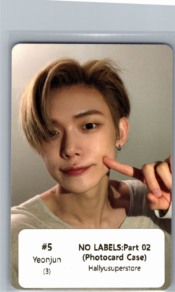 YEONJUN (of TXT) "NO LABELS: PART 02" - Official Photocard (Photocard Case Ver.) [26.07.13]