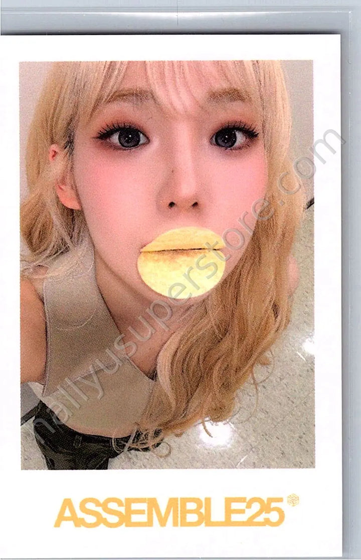 tripleS - Seoyeon - Assemble25 everline fansign polaroid round 2