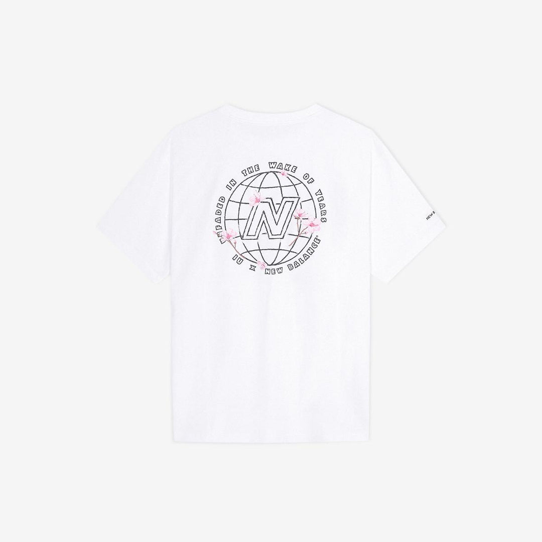 ** IU - New Balance Flower Globe Graphic  T-shirt (SEMI OVER FIT)